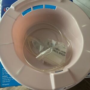 Sitz bath never been used just opened box was to big for toilet seat